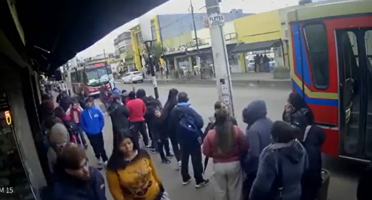 Moreno: una mujer murió atropellada por un colectivo que daba marcha atrás