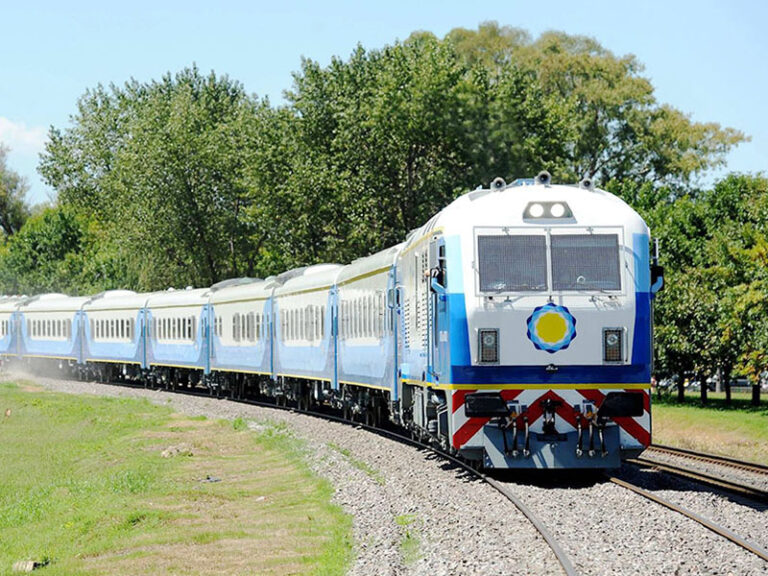 Rafaela y Sunchales quieren recuperar el tren de pasajeros