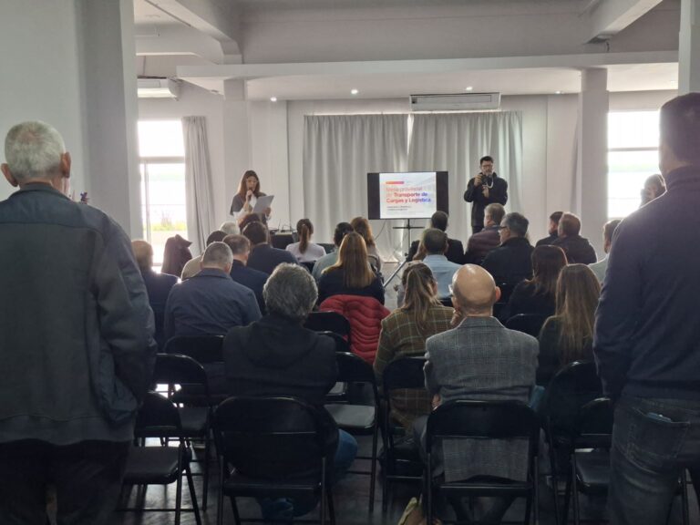 Segundo encuentro de la Mesa Provincial de Transporte de Cargas y Logística en Rosario
