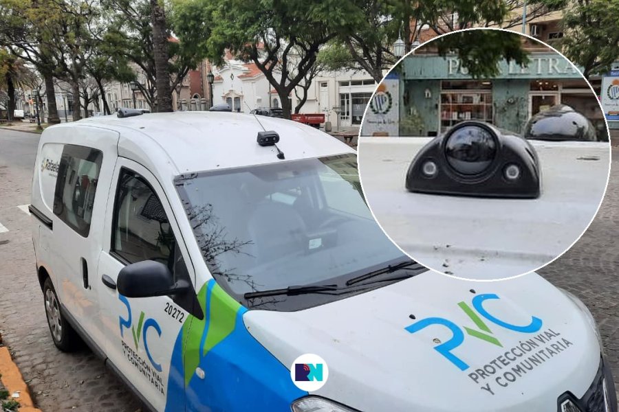 CirculandoVehículo del Sistema Inteligente Vial 360 de Rafaela equipado con cámaras para fiscalización.
